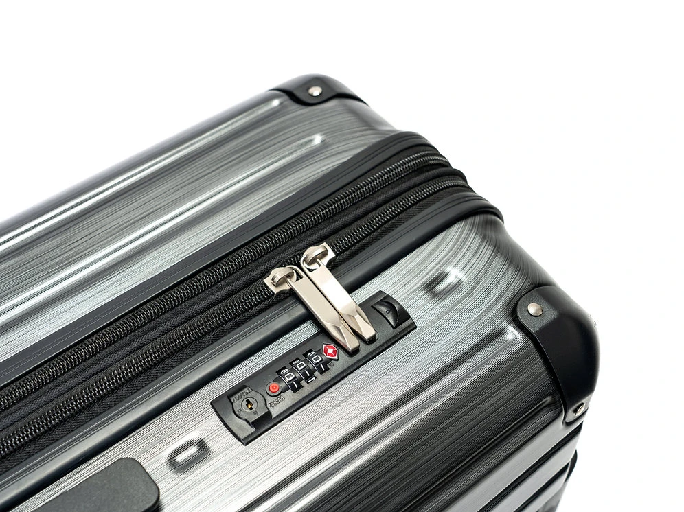 Camel Mountain 953 PC Spinner Luggage 14 Camel Mountain 953 PC Spinner Luggage - Image 14